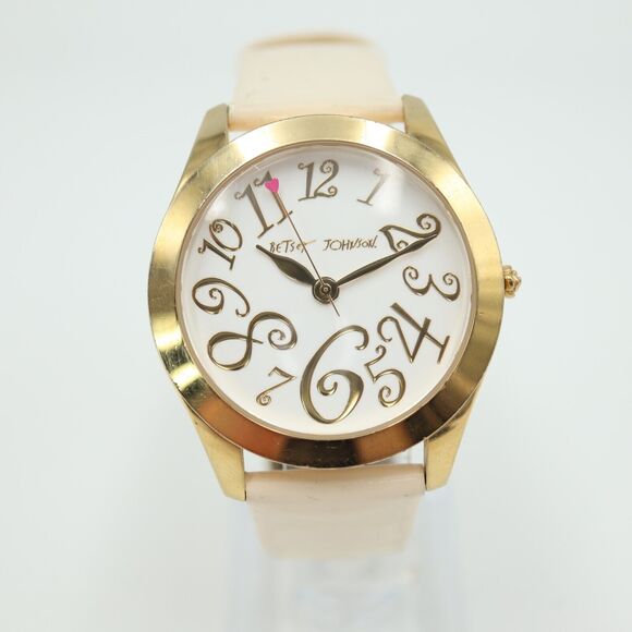 Betsey Johnson Women's Watch 39mm White Dial White Leather Strap w New Battery - Picture 4 of 16